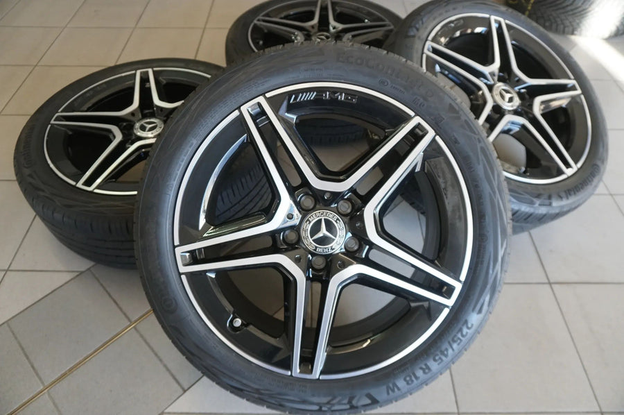 Mercedes A-Klasse W177 CLA C118 TOP 18Zoll AMG Alufelgen Sommerreifen 225 45 R18