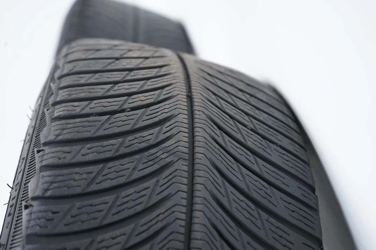 Mercedes A45 CLA45 W177 C118 Winterreifen Winterräder 18 Zoll Detailansicht 12
