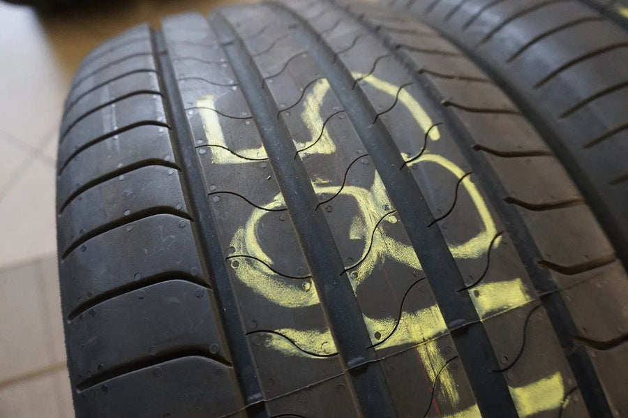 2 X 225 55 R18 102Y Pneus été Bridgestone Turanza 6 * MO 2023 7mm