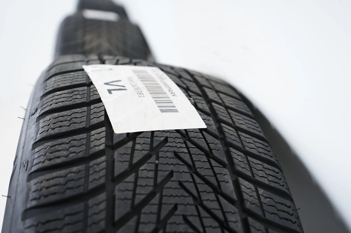 BMW 1er 2er F70 F74 Winterreifen Winterräder 195 50 18 Zoll 968M 5A45271 Vue détaillée 9