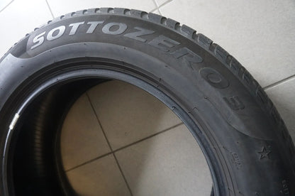 2 X 225 60 R18 104H Winterreifen Pirelli SottoZero 3* 2020 4,5mm