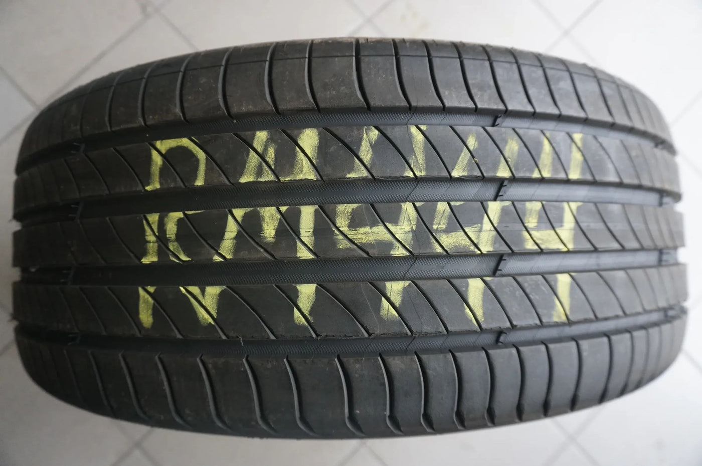 1 X 245 45 R19 102Y Summer tire Michelin e Primacy MO * 2022 6mm