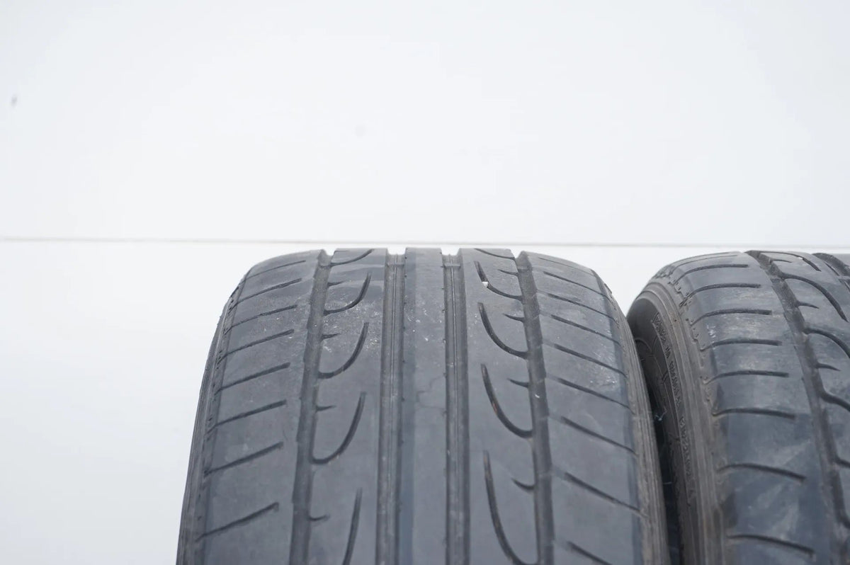 2 pneus été Dunlop 215/45/16 pouces DOT16, profondeur de sculpture d'environ 4 mm Vue détaillée 4