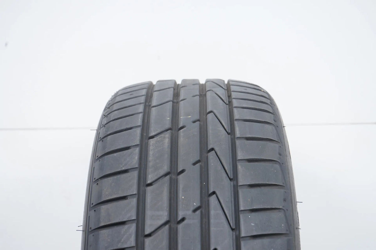 1x Sommerreifen Hankook 225 50 17 Zoll DOT19 ca.6 mm MO Detailansicht 4