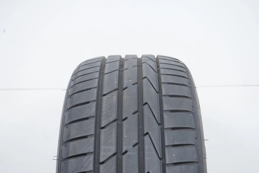 1x Sommerreifen Hankook 225 50 17 Zoll DOT19 ca.6 mm MO