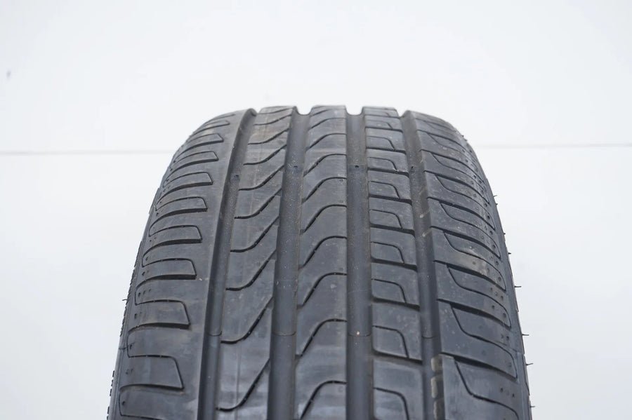 1 x Sommerreifen Pirelli 225 45 18 Zoll DOT19 ca.7m MO RFT