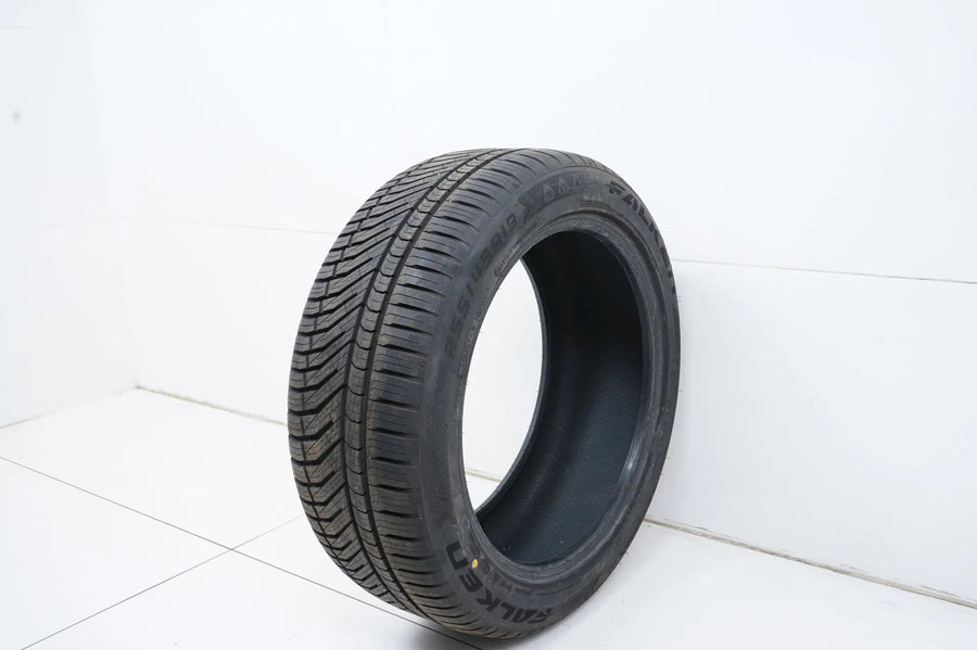 1x All-weather winter tire Falken 255 45 19 inch approx. 7mm DOT23