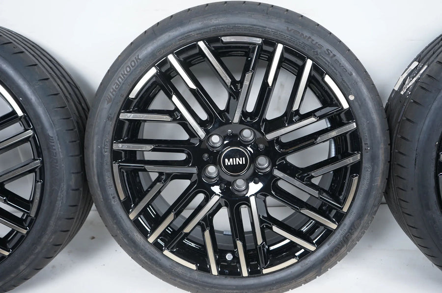 Neu MINI F65 F66 F67 Winterräder mit neuen Winterreifen 215 40 18 Zoll 959 5A3E640