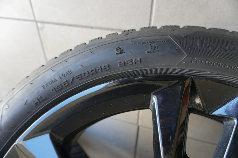 Original BMW 1er F70 2er 18 Zoll Alufelgen 968M TOP Winterräder Winterreifen 6mm