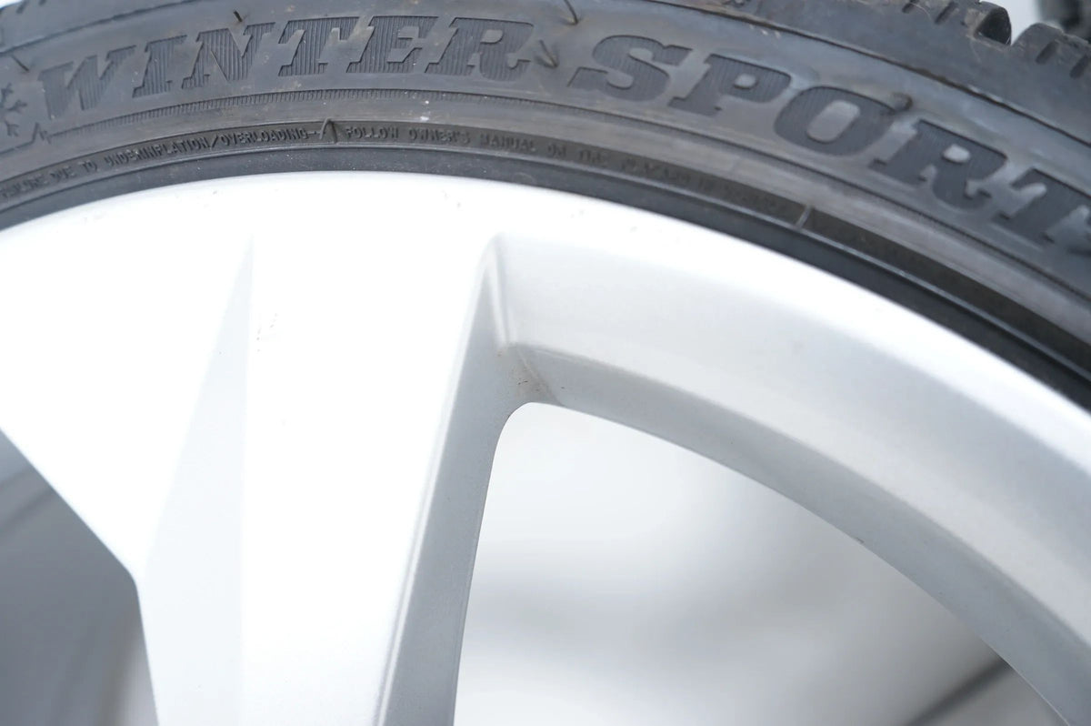 Audi A3 8Y Winterreifen Winterräder 225 40 18 Zoll 8Y0601025j Vue détaillée 8