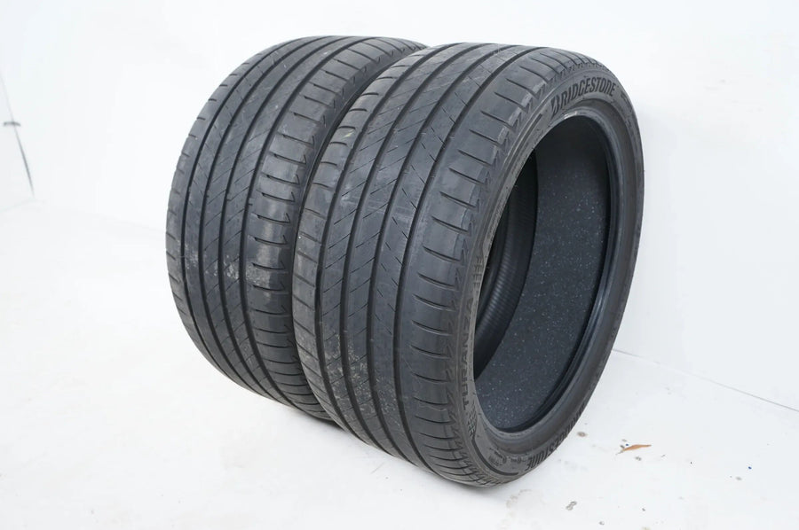 2x zomerbanden Bridgestone 285 35 20 inch R20 DOT21 ca.6mm MO