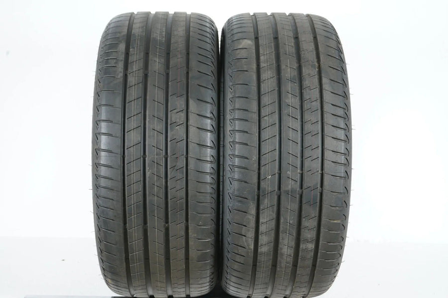 2 pneus été de démonstration Bridgestone 275/40/20 pouces BMW* DOT23 RFT