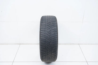1 x Pirelli winter tire 245/50 R19 inch DOT22 BMW* approx. 4mm tread depth RFT