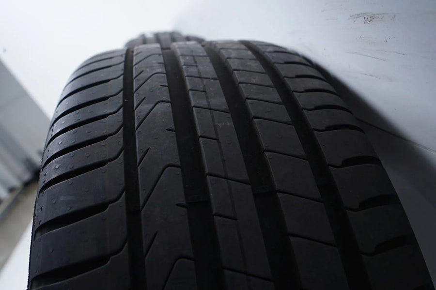 Mercedes C Class W206 summer tires, summer wheels AMG 18 inch