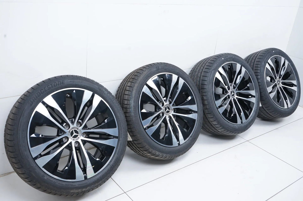 Pneus été neufs pour Mercedes Classe C W206, jantes été 18 pouces Vue détaillée 2
