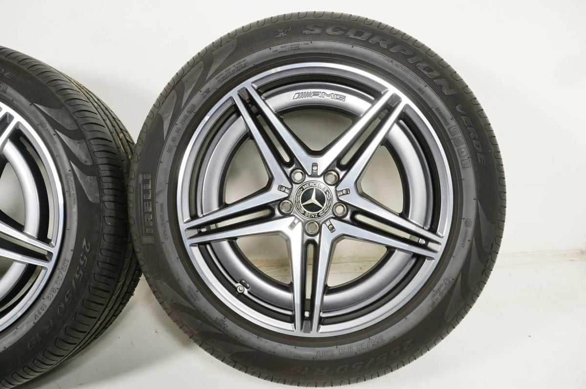Mercedes EQC 19 inch AMG alloy wheels summer wheels summer tires 235 55 255 50 R19 Detailansicht 6