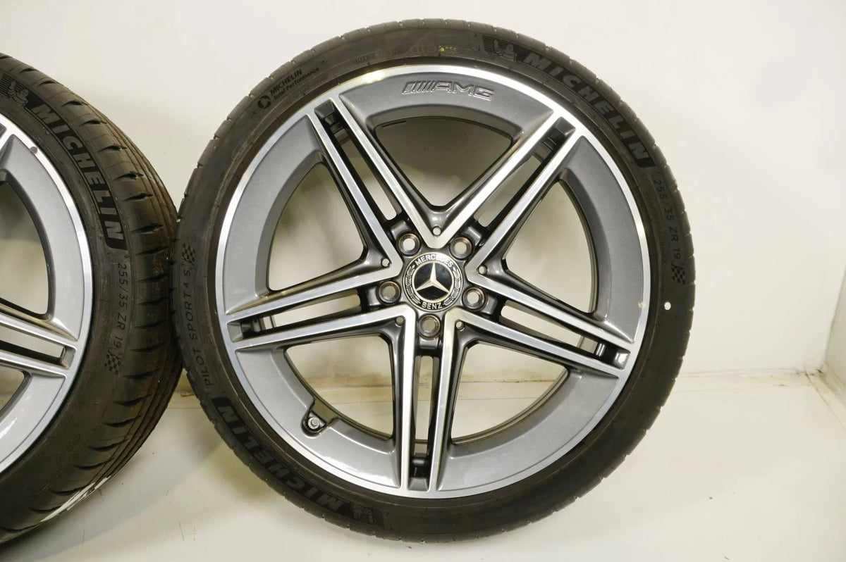 Mercedes AMG CLA45 S W118 C118 summer wheels 255 35 19 inch Detailansicht 7