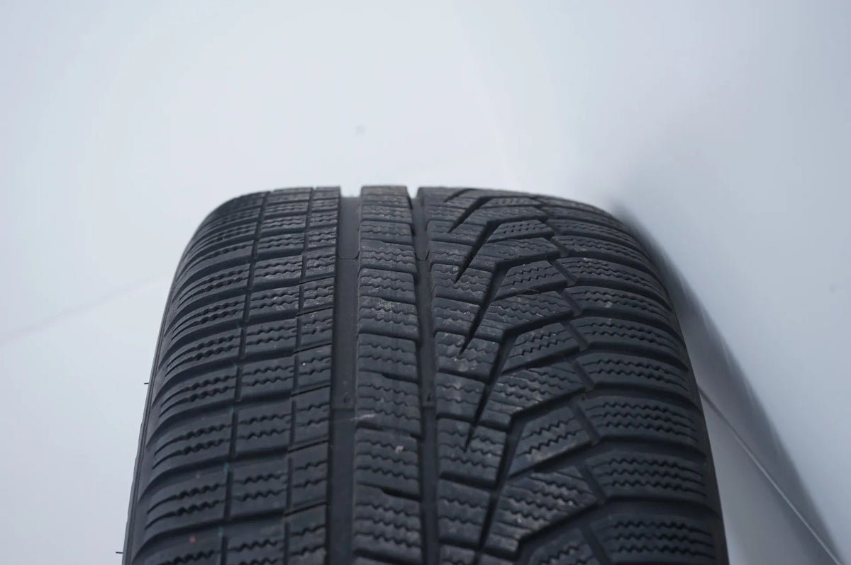 Mercedes AB Class W177 B247 Winter Wheels Winter Tires 18 Inch Detailansicht 13