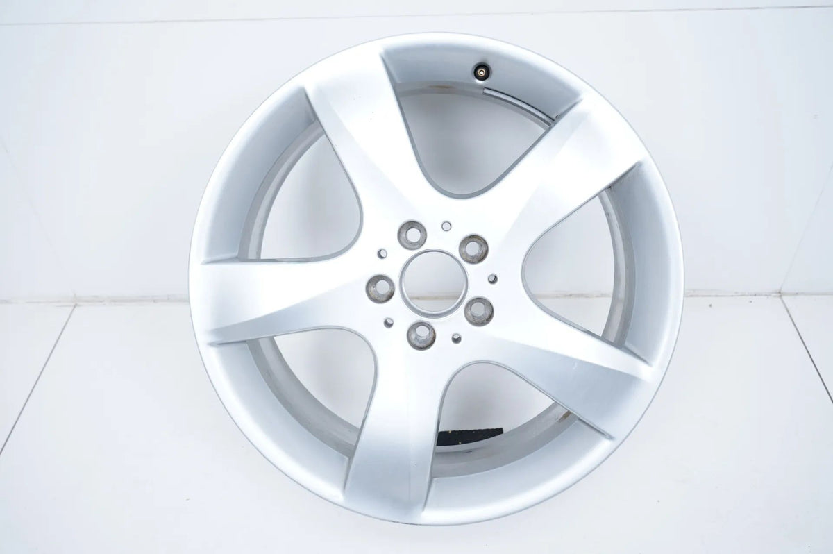 1 x Hliníkový disk Mercedesu třídy R W251 19 palců A2514013902 8J ET67 Detailní zobrazení 3