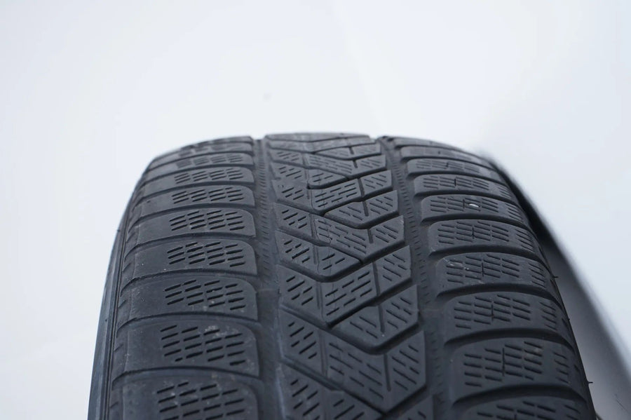 Mercedes GLC W253 X253 zimní pneumatiky zimní kola 235 60 18 palců