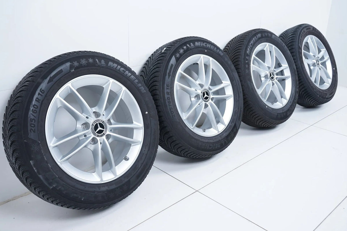 Mercedes A B Klasse W177 B247 Allwetterräder mit neuen Allwetterreifen 16 Zoll