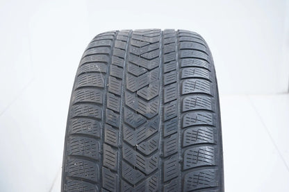 1 x Winter tire 275 45 21 inch Pirelli approx. 4 mm tread depth DOT16 MO