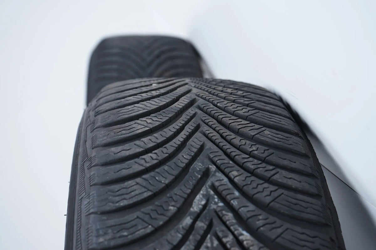 Mercedes AB Class W177 W247 Winter Wheels Winter Tires 16 Inch Detailansicht 11