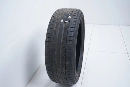 1x Bridgestone summer tire 225 45 19 inch DOT17 BMW* approx. 6mm RFT