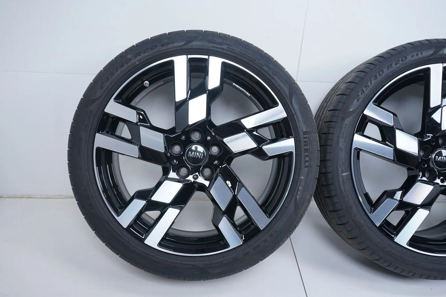 MINI Countryman U25 BMW X1 U11 Summer Wheels 245 40 20 inch