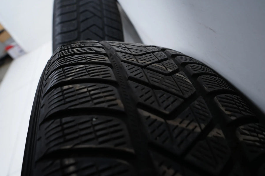 Audi Q5 FY 8OA winter tires/wheels 235/65 R17 inch