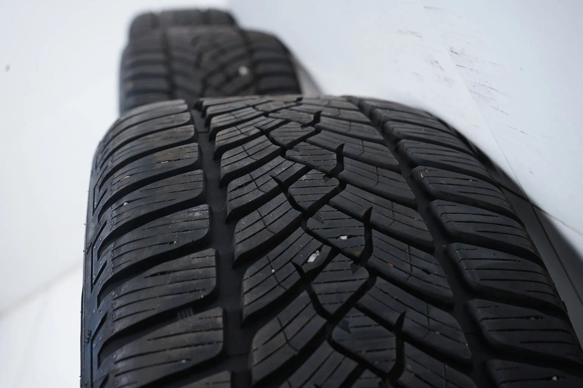 Audi TT 8S winter tires/wheels 245/40/18 inch 8S0601025D Detailansicht 11