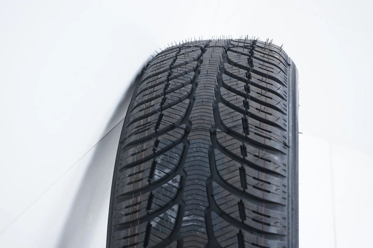 1x NEU Demo Allwetterreifen 205 60 16 Zoll Kleber DOT13 Detailansicht 5