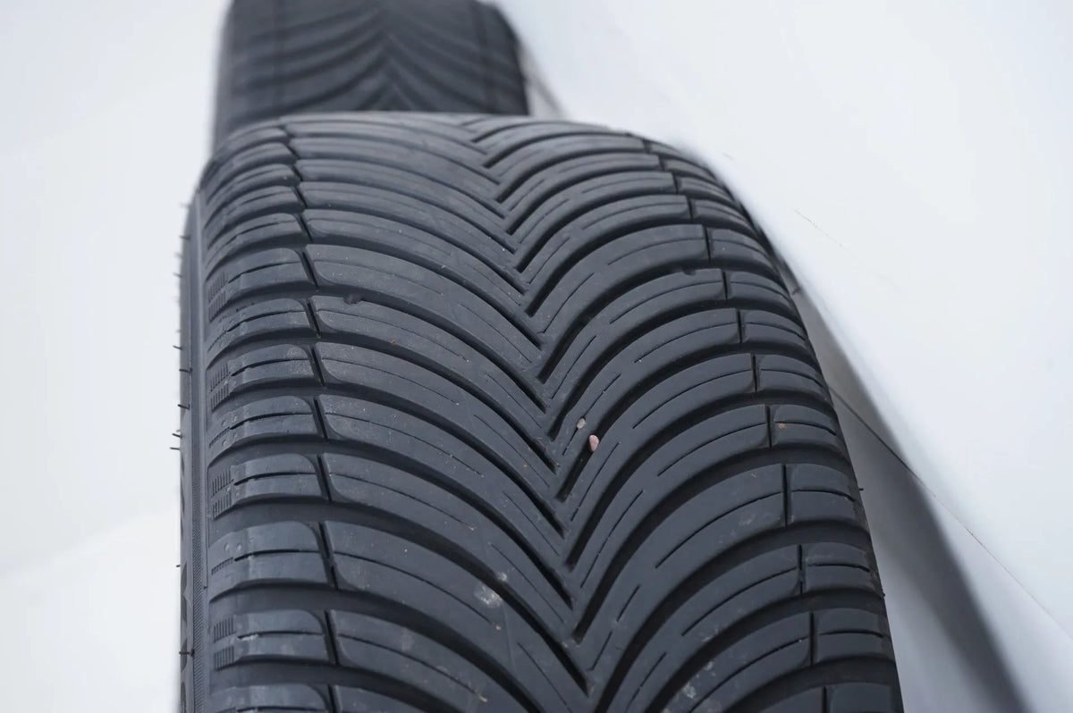Mercedes C-Class W206 all-weather tires, winter wheels, 225/45/18 inch Detailansicht 14