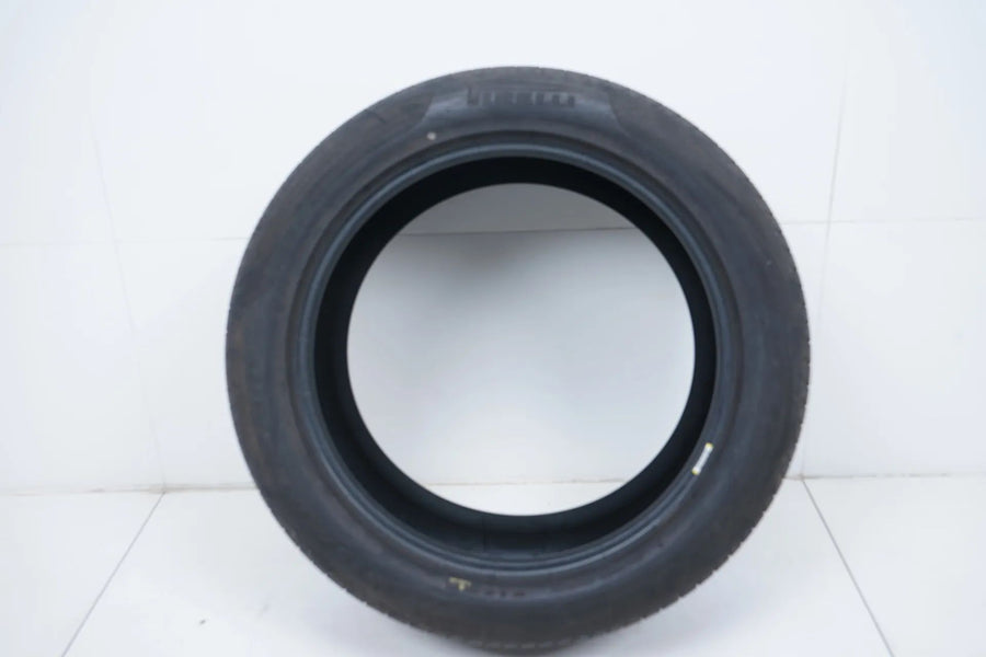 1 pneu été Pirelli P Zero 315/40/21 MO DOT18 environ 6 mm