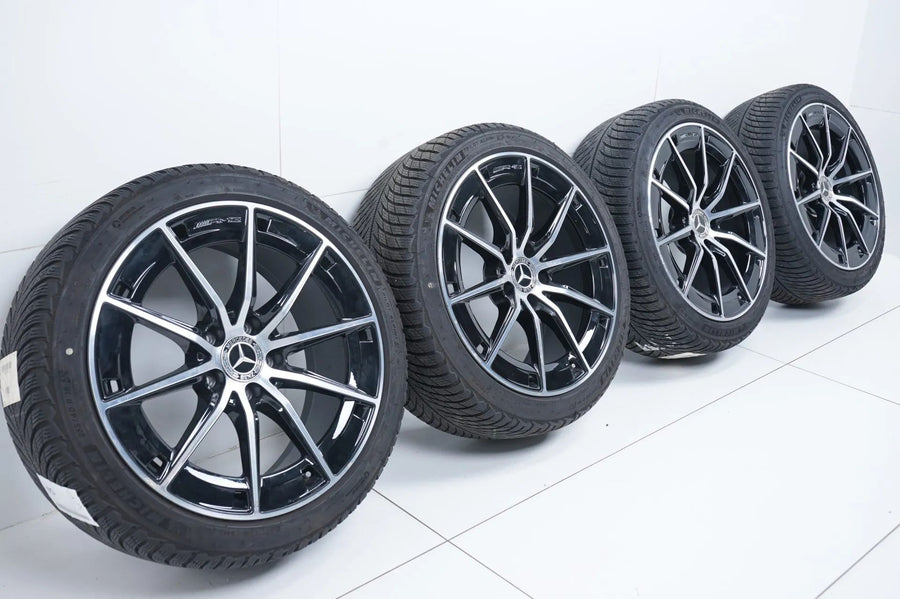 Mercedes A35 W177 AMG Winterreifen Winterräder 235 40 18 Zoll