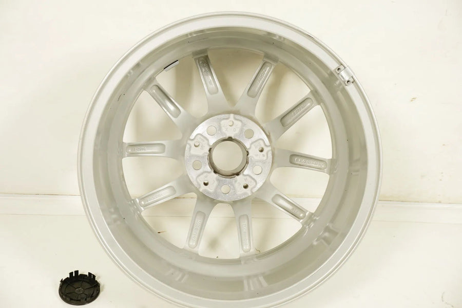 1 x Original BMW Z4 G29 17-inch Alloy Wheel 6879184 768 8.5J