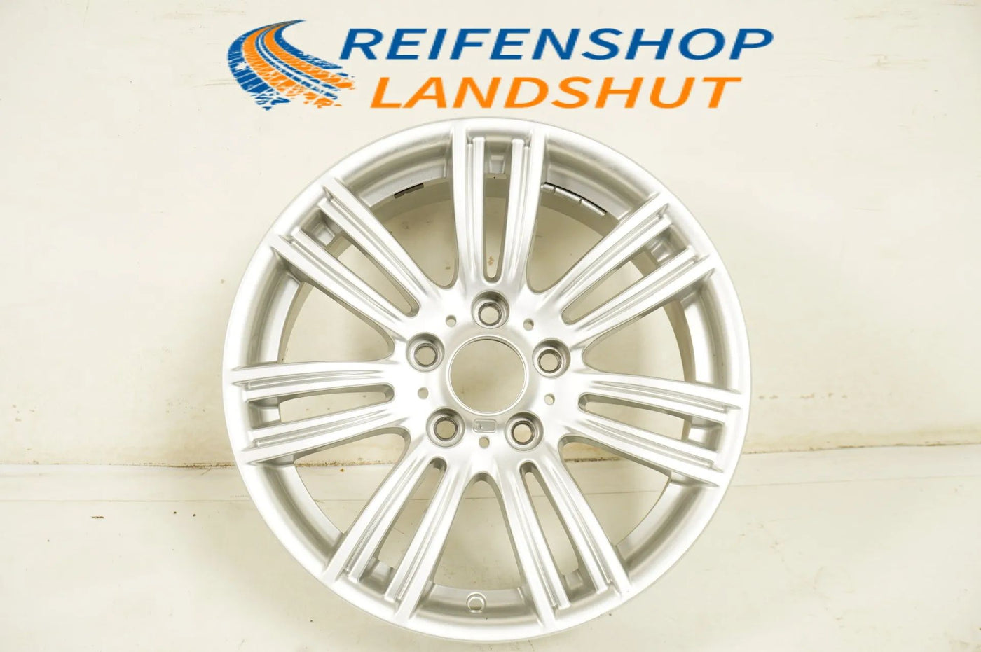 1 x BMW 1 Series 2 Series F20 F21 F22 F23 Alloy Wheel 17 Inch M383 7845851 8J