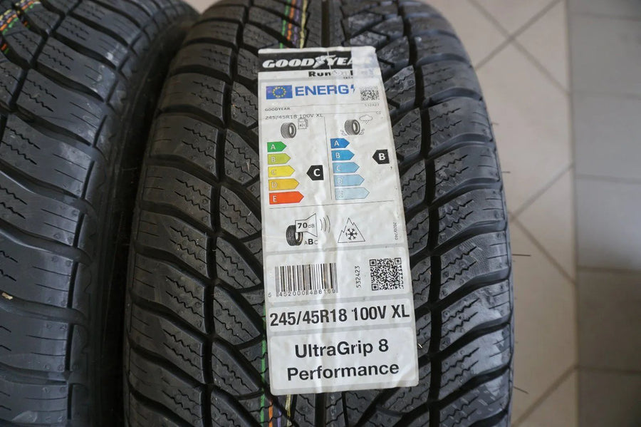 Jantes alu d'origine BMW Série 5 G30 G31 TOP roues hiver pneus hiver 245 45 R18 pouces