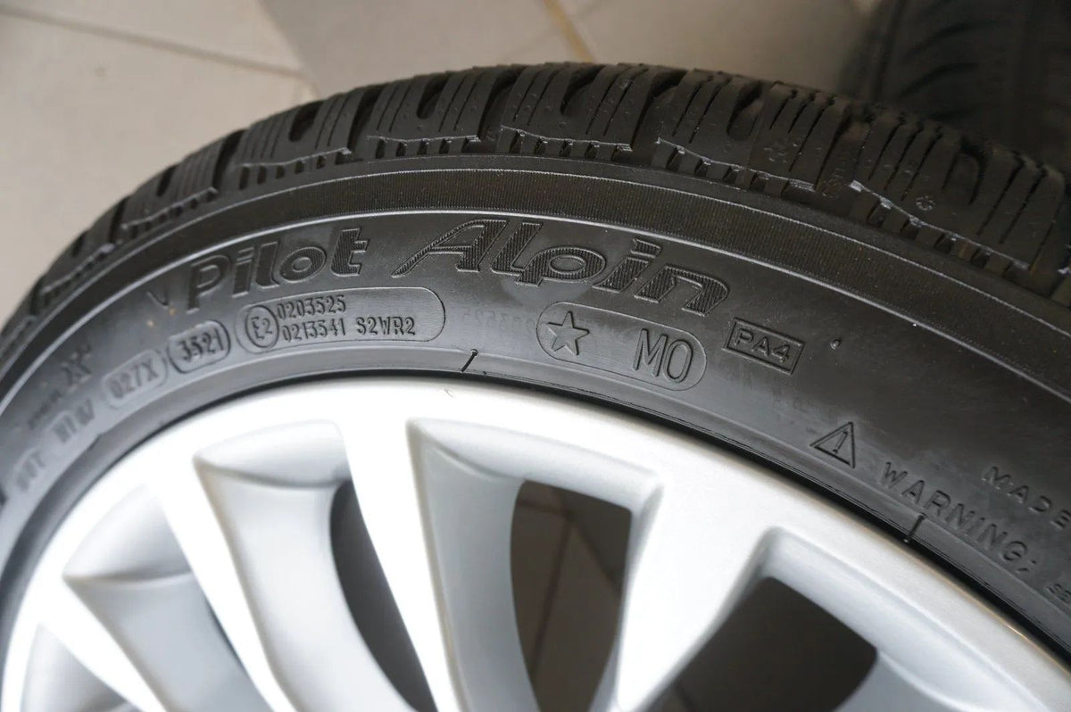 Original BMW 5 Series G30 G31 Alloy Wheels Winter Wheels Winter Tires 245 45 R18 Inch 7mm Detailansicht 6