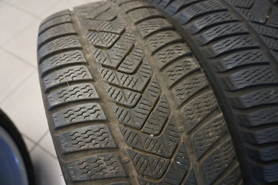 Original Mercedes C-Klasse W205 18 Zoll Alufelgen Winterräder Winterreifen
