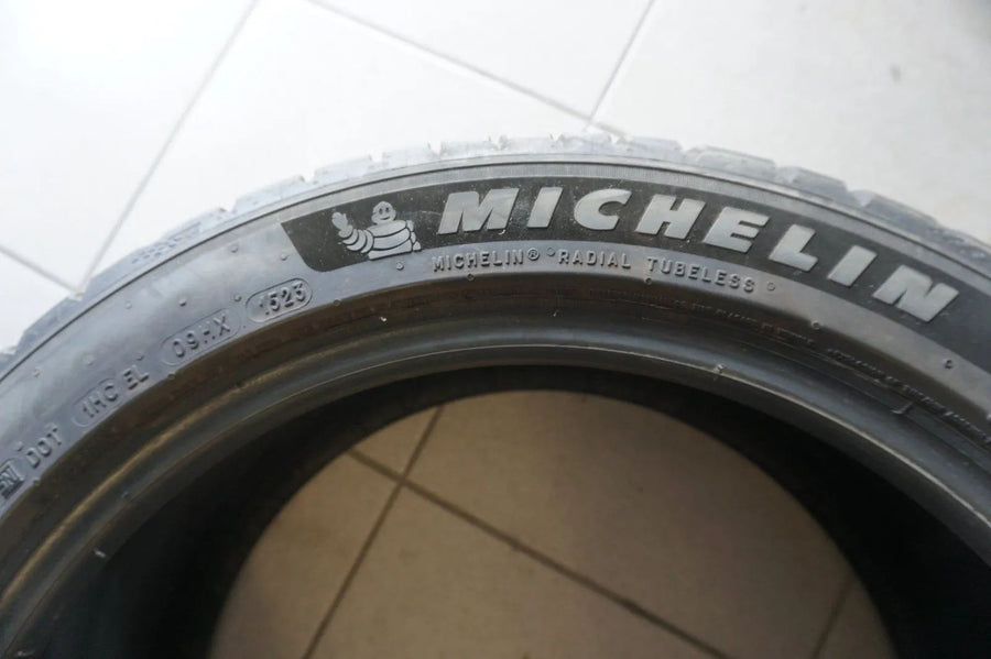 2 X 235 45 ZR R18 98Y Summer Tires Michelin Pilot Sport 5 2023 5.5mm