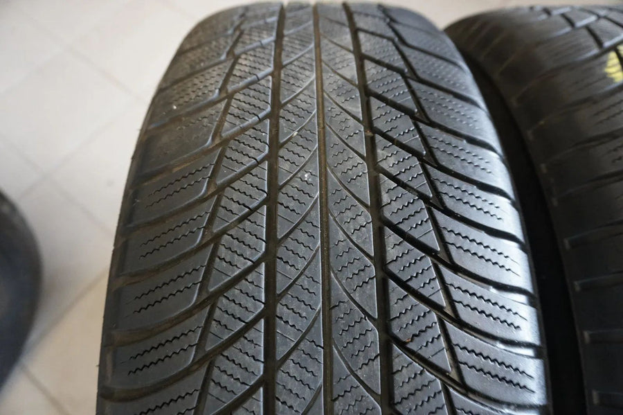 Jantes en alliage d'origine BMW X3 G01 X4 G02 Roues complètes hiver Pneus hiver 225 60 R18 6mm
