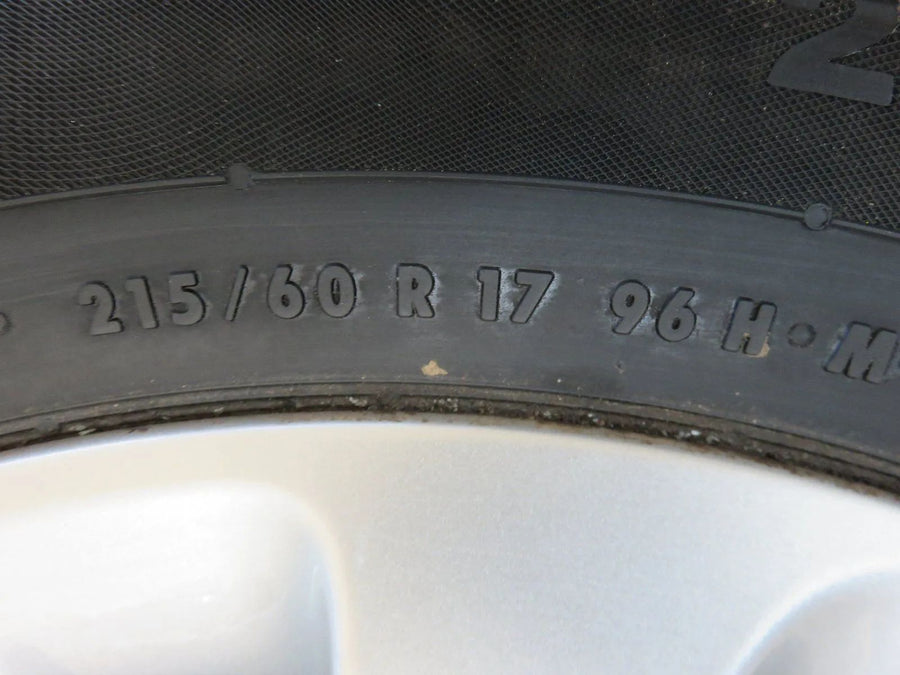 Original Mercedes GLA X156 Alufelgen Winterräder Winterreifen 215 60 R17 96H 7mm