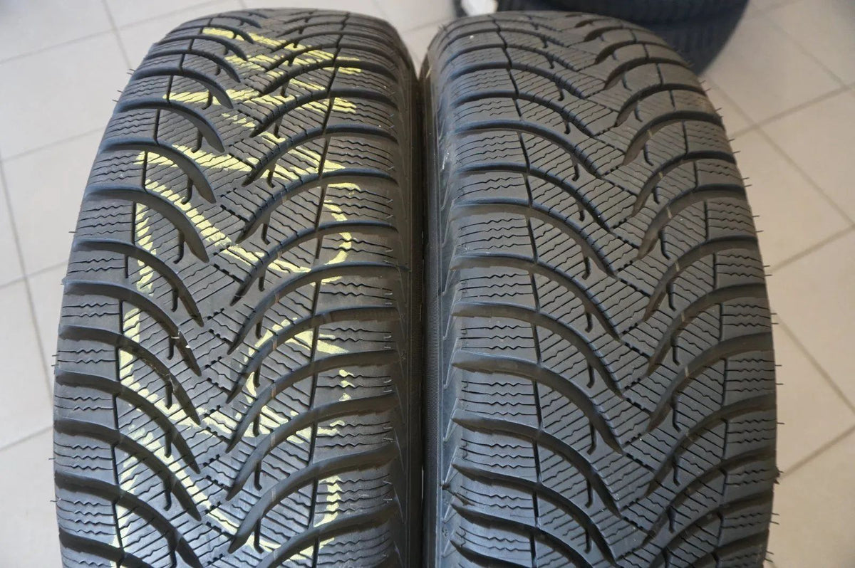 Originele Mercedes GLA X156 W156 lichtmetalen velgen winterwielen winterbanden 215 60 R17 Detailweergave 6