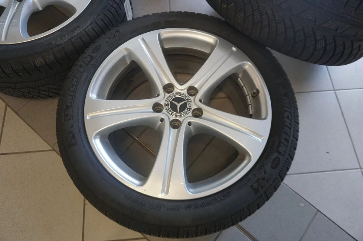 Cerchi in lega originali Mercedes Classe E W213, ruote invernali, pneumatici invernali 245 45 R18 Visualizzazione dettagliata 4