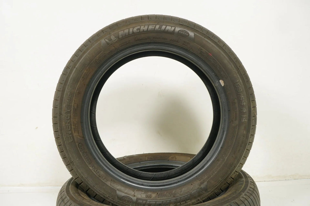 2 x Sommerreifen 165 65 15 Zoll Michelin DOT18 ca.6 mm Detailansicht 2