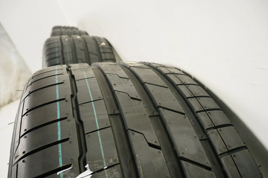 New BMW Z4 G29 summer wheels, summer tires, 17 inch
