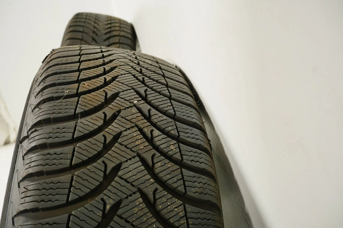 Mercedes GLA W156 X156 Winterreifen Winterräder 215 60 17 Zoll Detailansicht 11