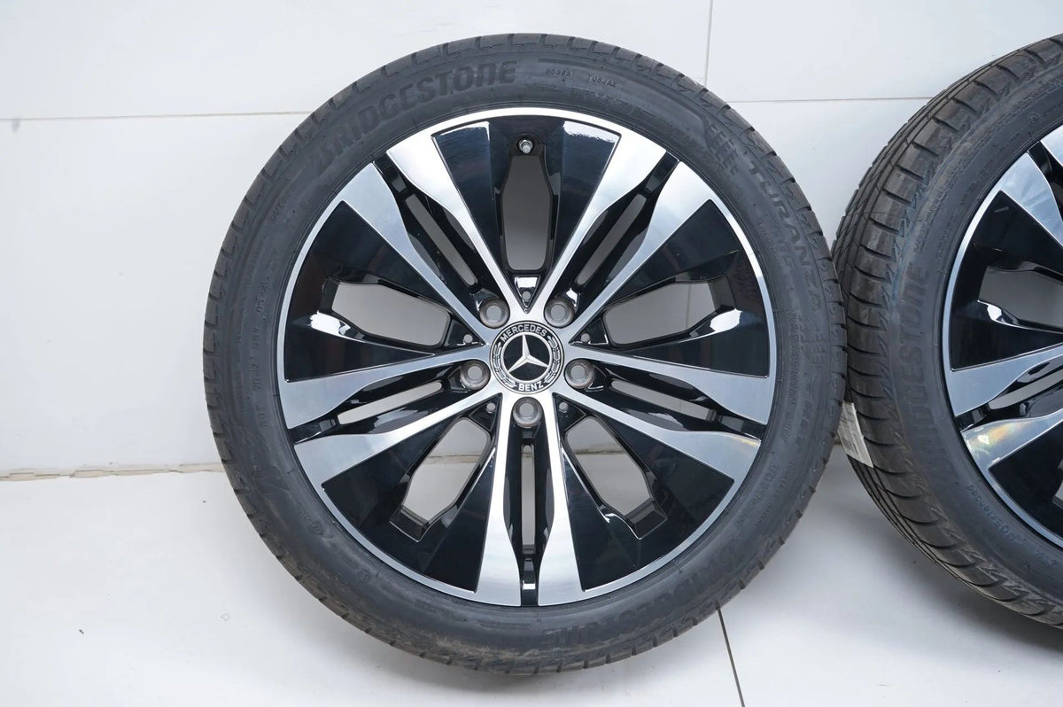 Pneus été neufs pour Mercedes Classe C W206, jantes été 18 pouces Vue détaillée 3
