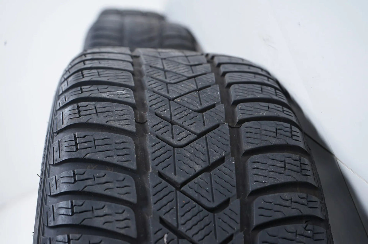 Mercedes C-Class W206 winter tires/wheels 225/45/18 inch Detailansicht 11